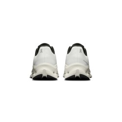 On CLOUDTILT Baskets basses pearl ice