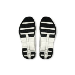 On CLOUDTILT Baskets basses pearl ice