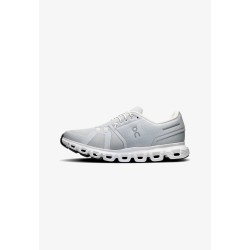 On CLOUD 6 Baskets basses glacier white