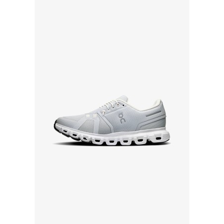 On CLOUD 6 Baskets basses glacier white