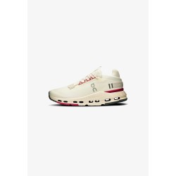 On CLOUDNOVA 2 Baskets basses ivory grenadine